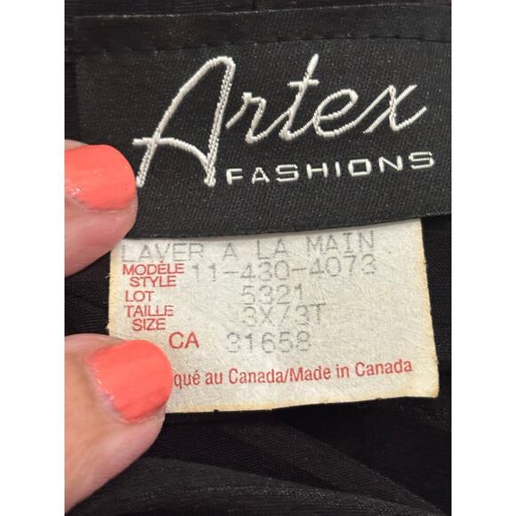 Artex Fashions vintage cardigan, minimalist, artsy, dark romantic, soft grunge - Picture 5 of 6